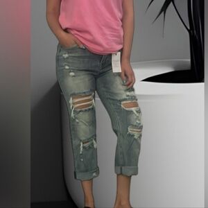 Risen Distressed Girlfriend Jeans Juniors Size 13 Womens Size 31